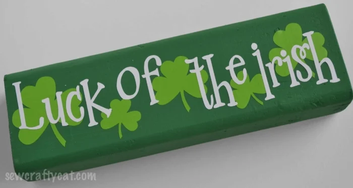 A simple project to make with your Silhouette Cameo; learn how to layer vinyl to create this fun St. Patrick's Day wood block.