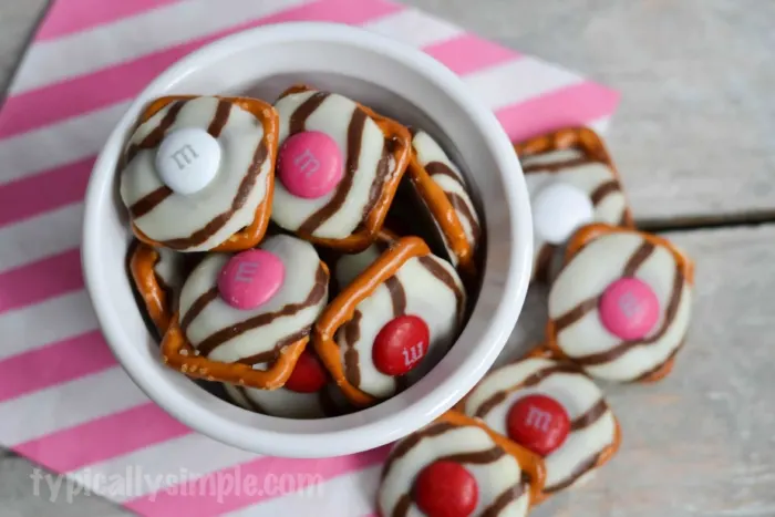 White Chocolate Pretzel Bites