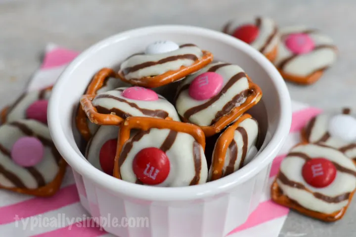 White Chocolate Pretzel Bites