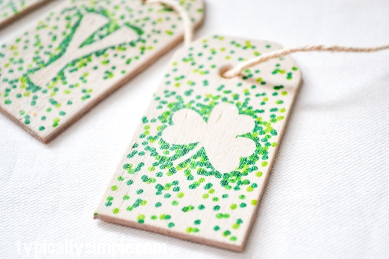 DIY Polka Dotted Lucky Banner