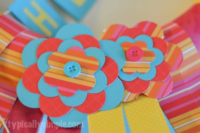 Scrapbook Paper Wreath-8