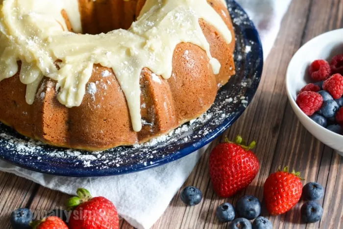 Very Berry Bundt Cake Recipe (video) - Tatyanas Everyday Food