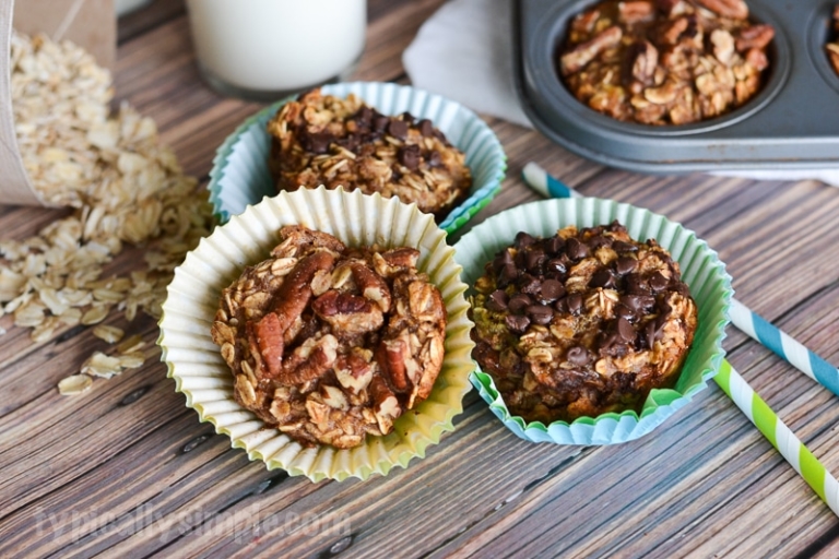 Grab and Go Baked Oatmeal Muffins