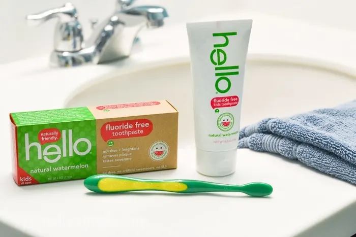 hello-toothpaste-1
