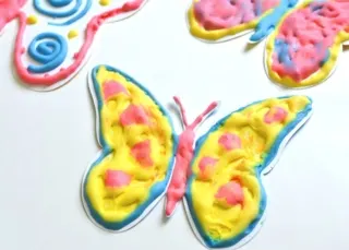 This homemade puffy paint recipe is super easy to make, plus you most likely have all of the supplies already at home! The kids will love this fun sensory activity using shaving cream and glue!